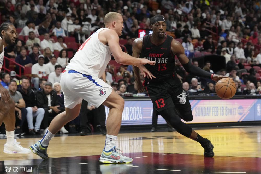 的舞台上 的舞台上