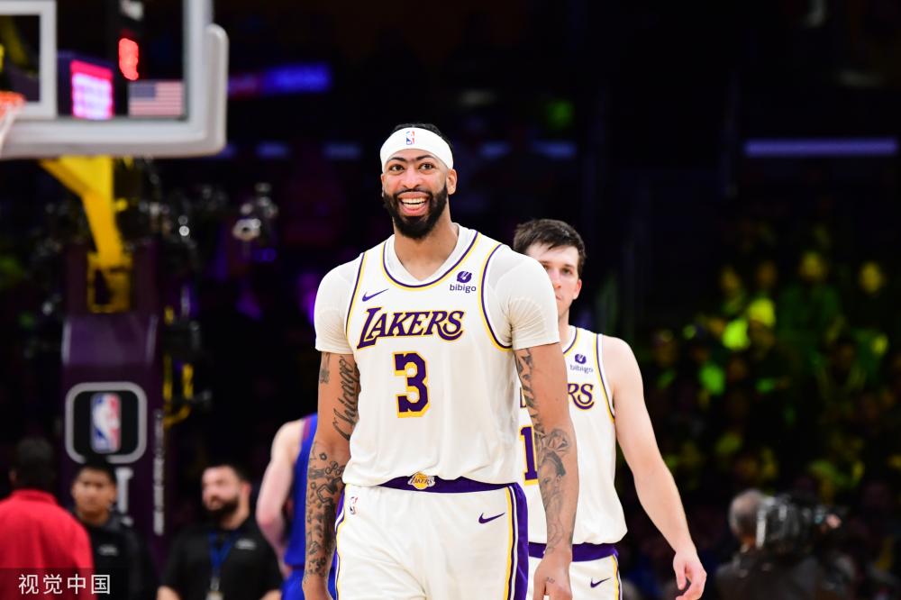 篮球员周琦 篮球员周琦