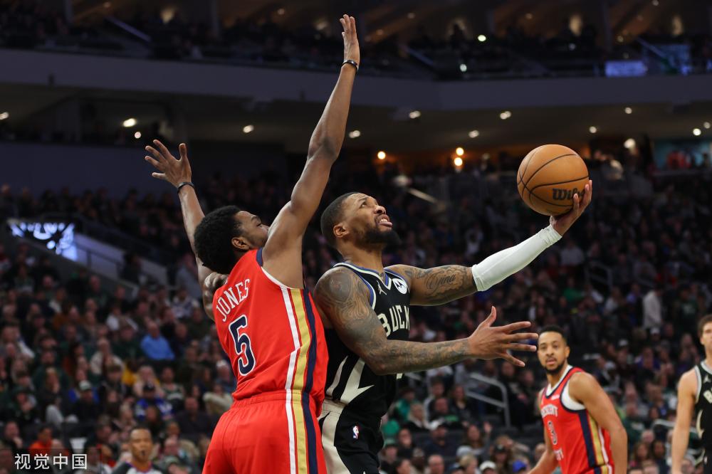 赛中裁判判 赛中裁判判